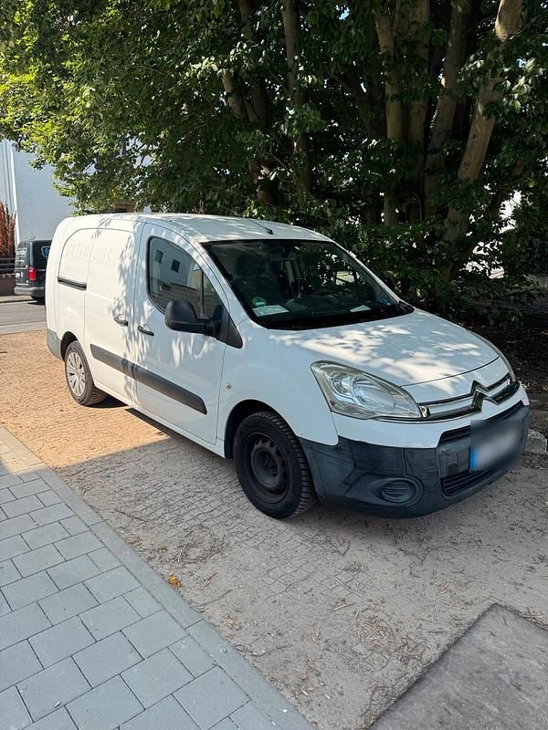 Weiß Gebraucht 2014 Citroën Berlingo Van / Kleinbus | 4.500 € (Superpreis) - Bild 1/4
