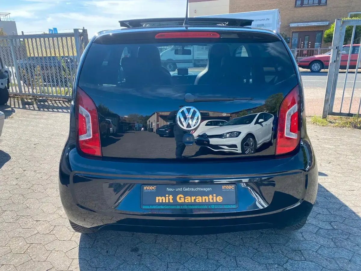 Second-hand VW up! move up! 75 CP (55 kW) 2016 Negru Hatchback