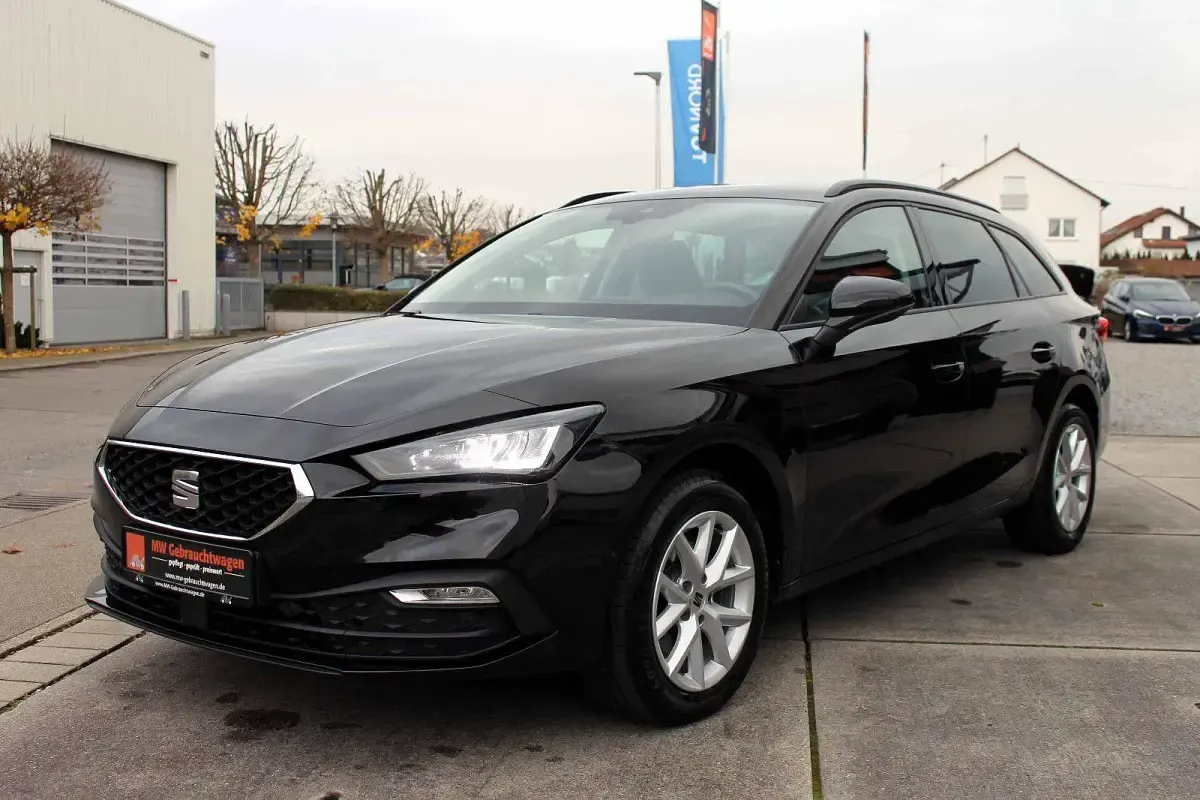 Gebraucht Seat Leon Style 150 PS (110 kW) 2023 Schwarz Kombi