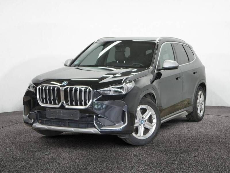 Schwarz Gebraucht 2023 BMW X1 xLine SUV | 39.950 € (Guter Preis) - Bild 1/4