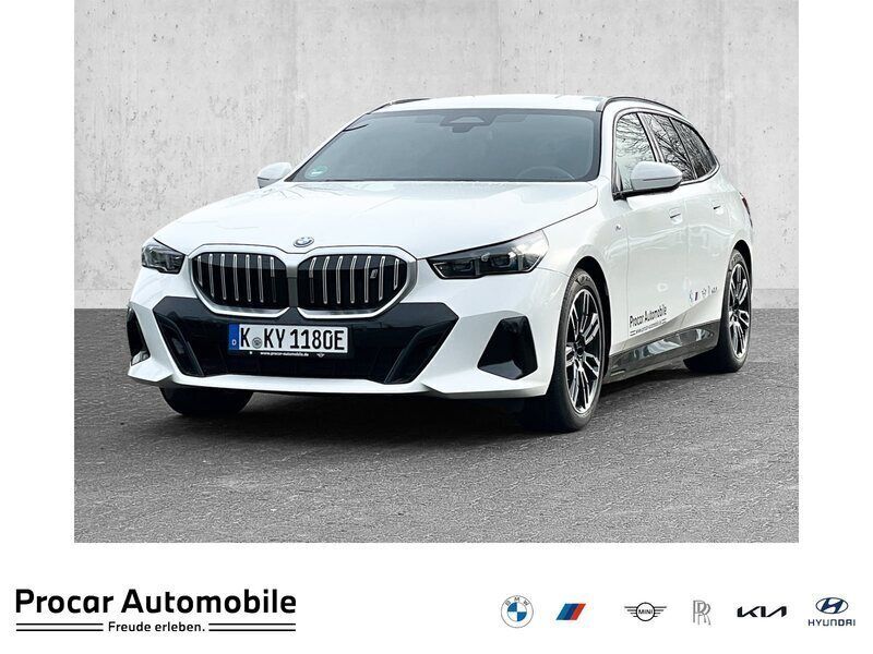 Alpinweiß uni Gebraucht 2024 BMW i5 M Sport Limousine | 59.760 € (Fairer Preis) - Bild 1/4
