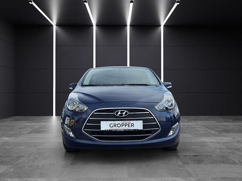 Gebraucht Hyundai ix20 Space Plus 125 PS (91 kW) 2019 Blau Kleinwagen