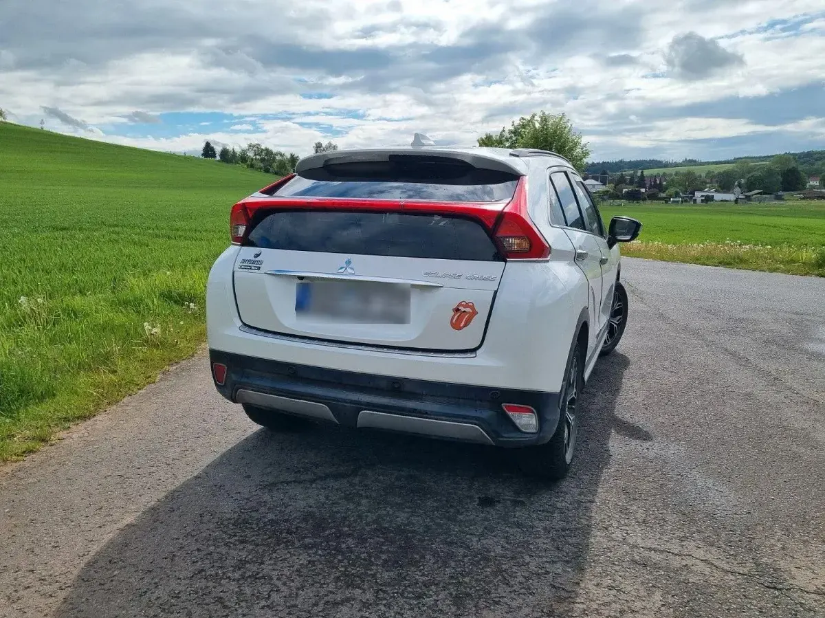 Gebraucht Mitsubishi Eclipse Cross 163 PS (119 kW) 2019 Weiß SUV