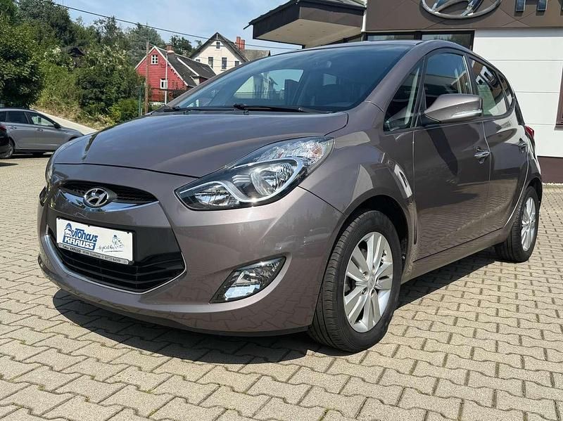 Cashmere brown Gebraucht 2015 Hyundai ix20 Edition Van / Kleinbus | 10.995 € (Fairer Preis) - Bild 1/4