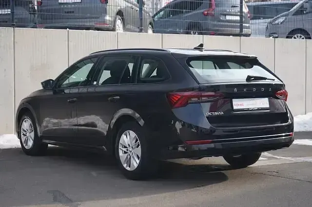 Gebraucht Skoda Octavia 150 PS (110 kW) 2022 Schwarz Kombi