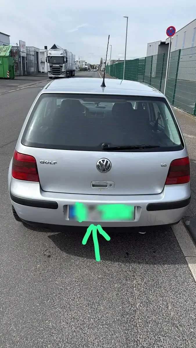 Gebraucht VW Golf IV 105 PS (77 kW) 2000 Silber Kleinwagen