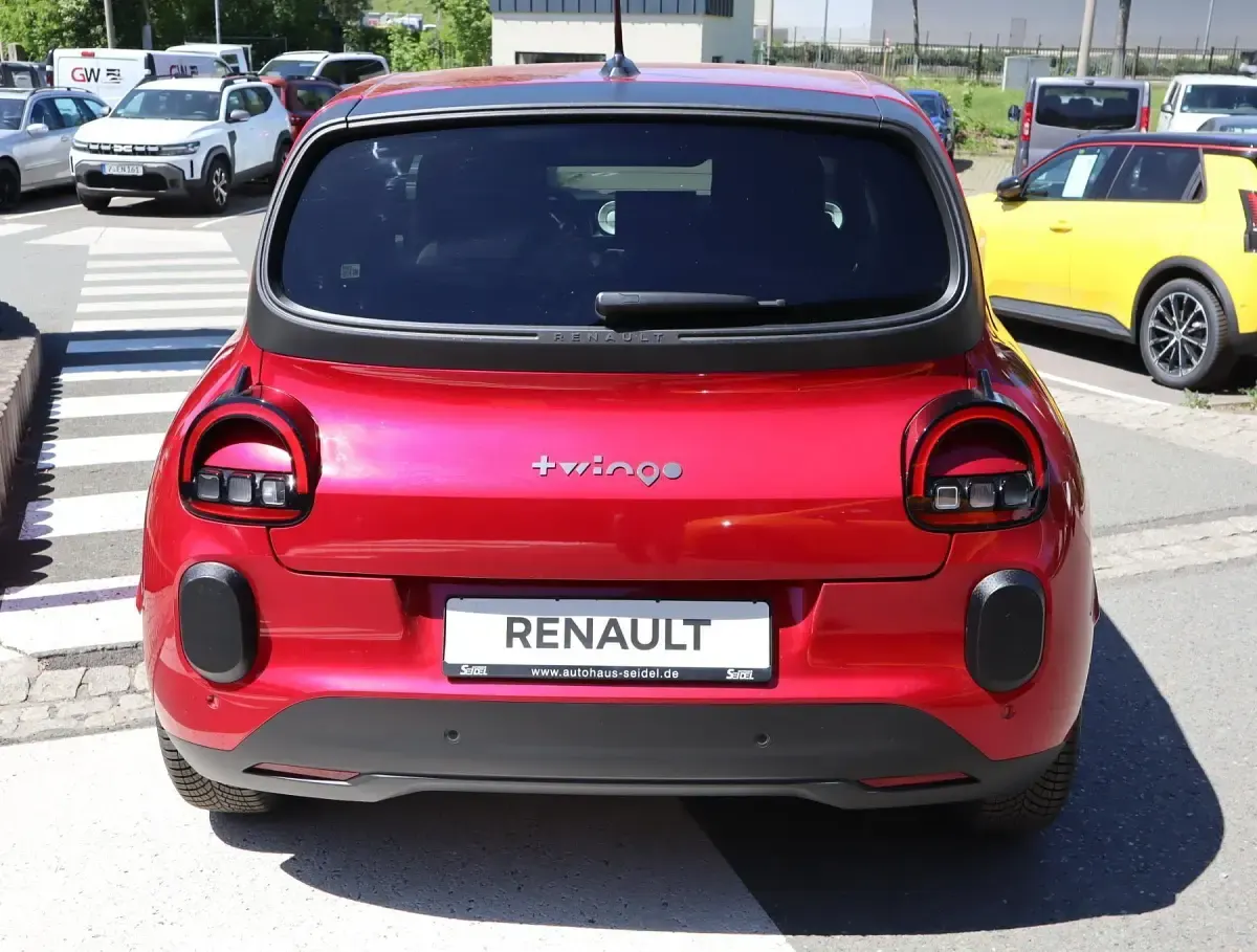 Neu Renault Twingo Evolution 60 kW (82 PS) 2026 Rot Kleinwagen