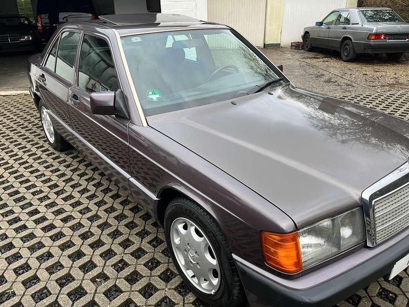 Gebraucht Mercedes 190 122 PS (89 kW) 1993 Bornit Limousine