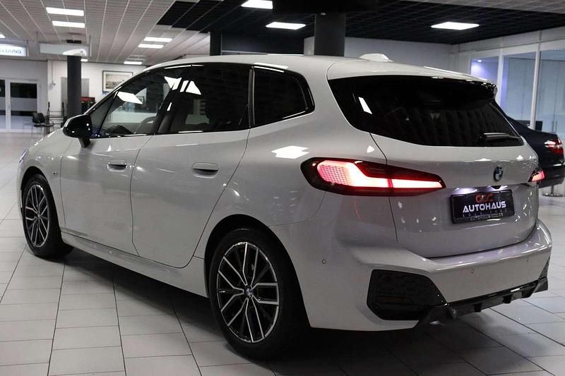 Gebraucht BMW 218 M Sport 150 PS (110 kW) 2024 Alpinweiss iii Van / Kleinbus