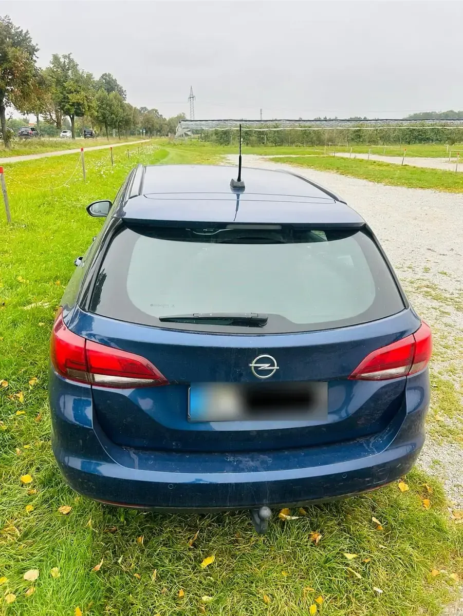 Second-hand Opel Astra 122 CP (89 kW) 2020 Albastru Break