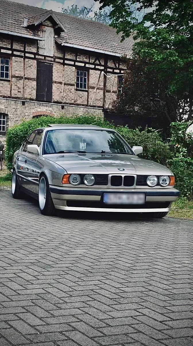 Brugt BMW 525 Performance 170 HK (125 kW) 1989 Beige Sedan