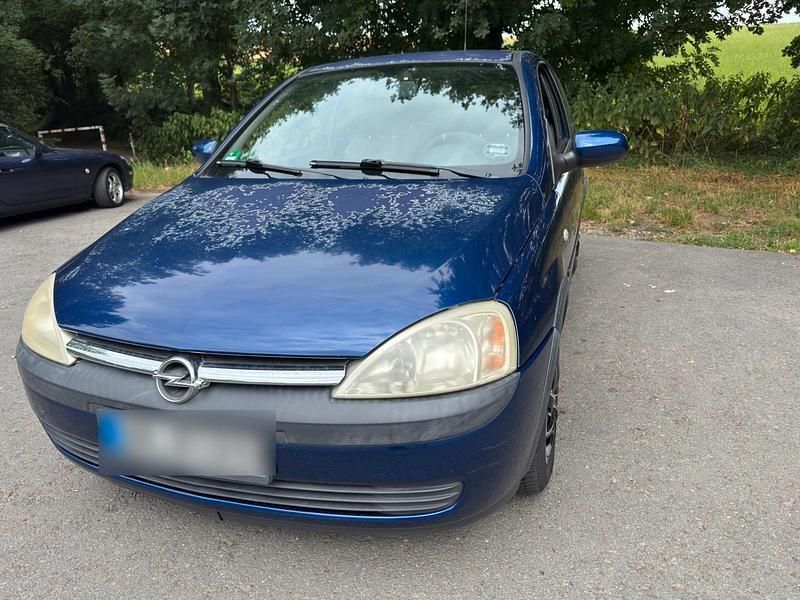 Blau Gebraucht 2002 Opel Corsa Kleinwagen | 950 € (Guter Preis) - Bild 1/4