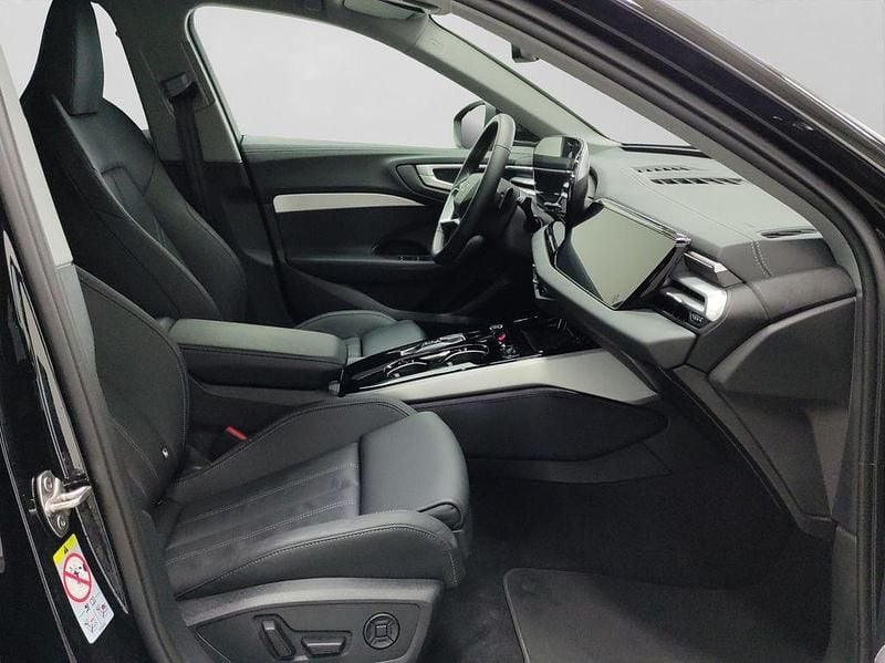 Gebraucht Audi A5 Ambiente 204 PS (150 kW) 2025 Schwarz Kombi