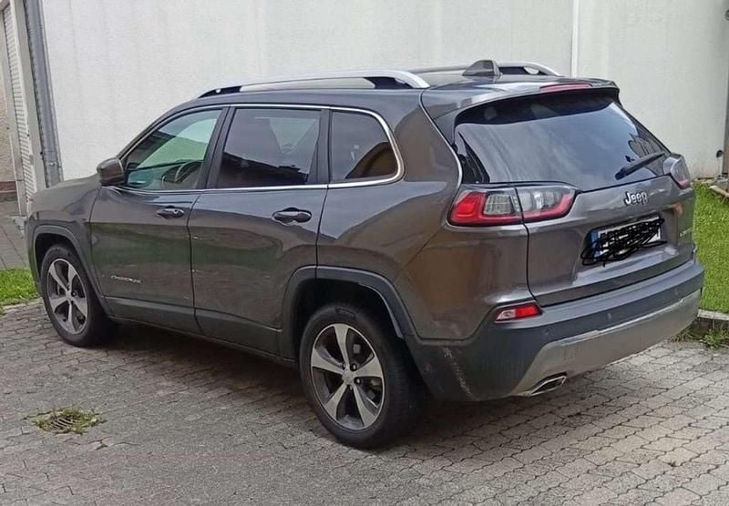 Grau Gebraucht 2020 Jeep Cherokee Limited SUV | 20.500 € (Guter Preis) - Bild 1/4