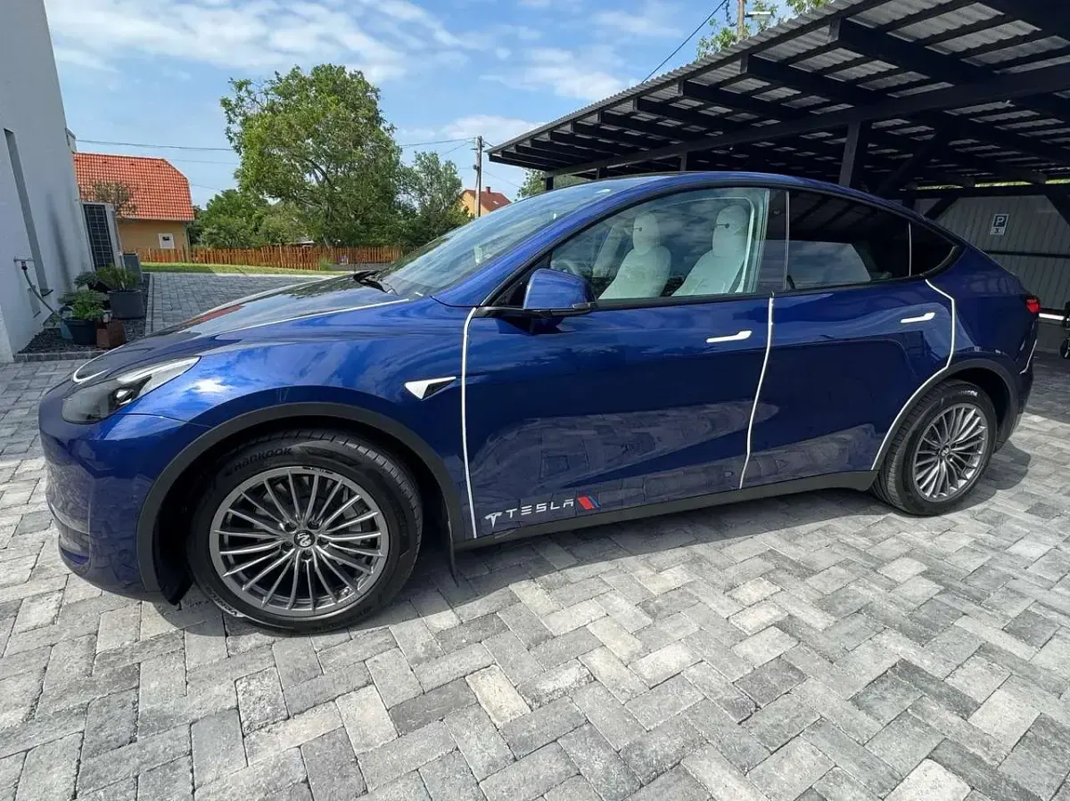 Gebraucht Tesla Model Y 378 kW (514 PS) 2021 Blau SUV