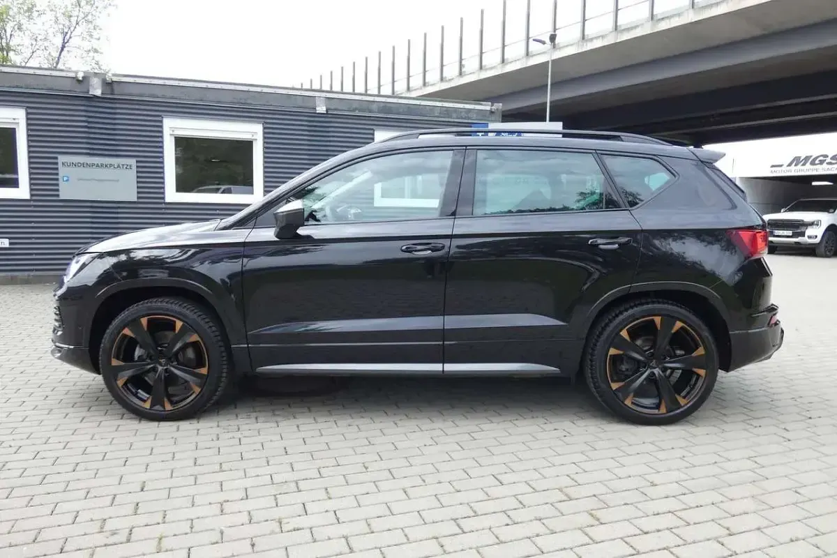 Używany Cupra Ateca 190 KM (139 kW) 2025 Czarny SUV