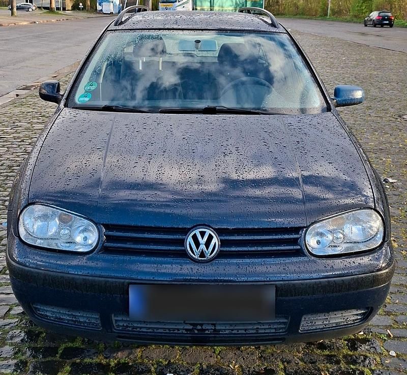 Gebraucht VW Golf III Basis 101 PS (74 kW) 1999 Blau Kombi