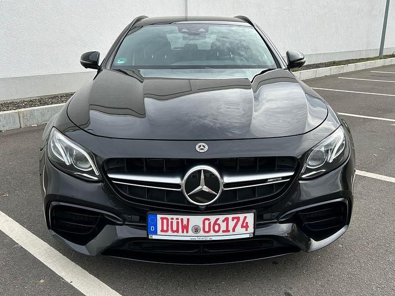 Gebraucht Mercedes E63S AMG AMG 612 PS (450 kW) 2020 Schwarz Limousine