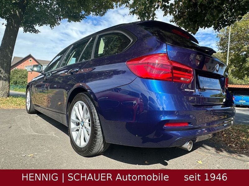 Gebraucht BMW 318 150 PS (110 kW) 2018 Blau Kombi