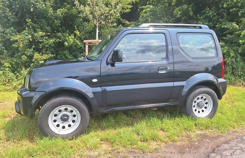 Schwarz Gebraucht 2017 Suzuki Jimny Comfort SUV | 15.500 € (Fairer Preis) - Bild 1/4