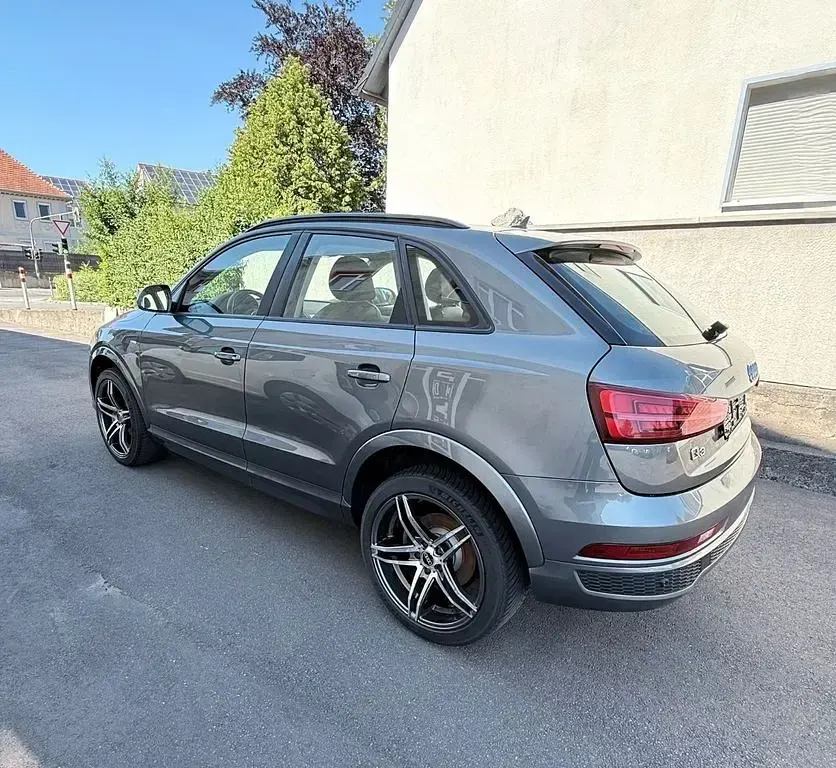 Gebraucht Audi Q3 S-Line 150 PS (110 kW) 2016 Grau SUV