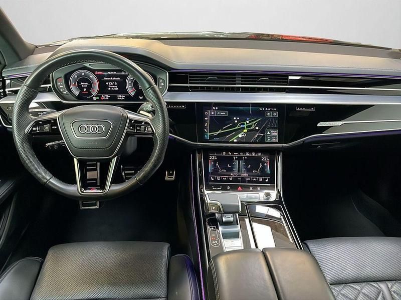 Gebraucht Audi A8 Ambiente 286 PS (210 kW) 2022 Vesuvgrau metallic (metallic) Limousine