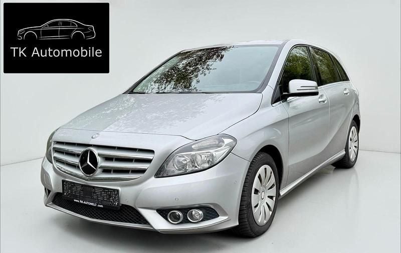 Second-hand Mercedes B200 156 CP (114 kW) 2012 Argintiu Monovolum