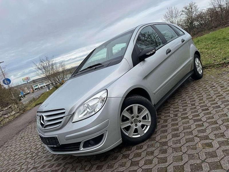 Gebraucht Mercedes B170 116 PS (85 kW) 2006 Silber Van / Kleinbus