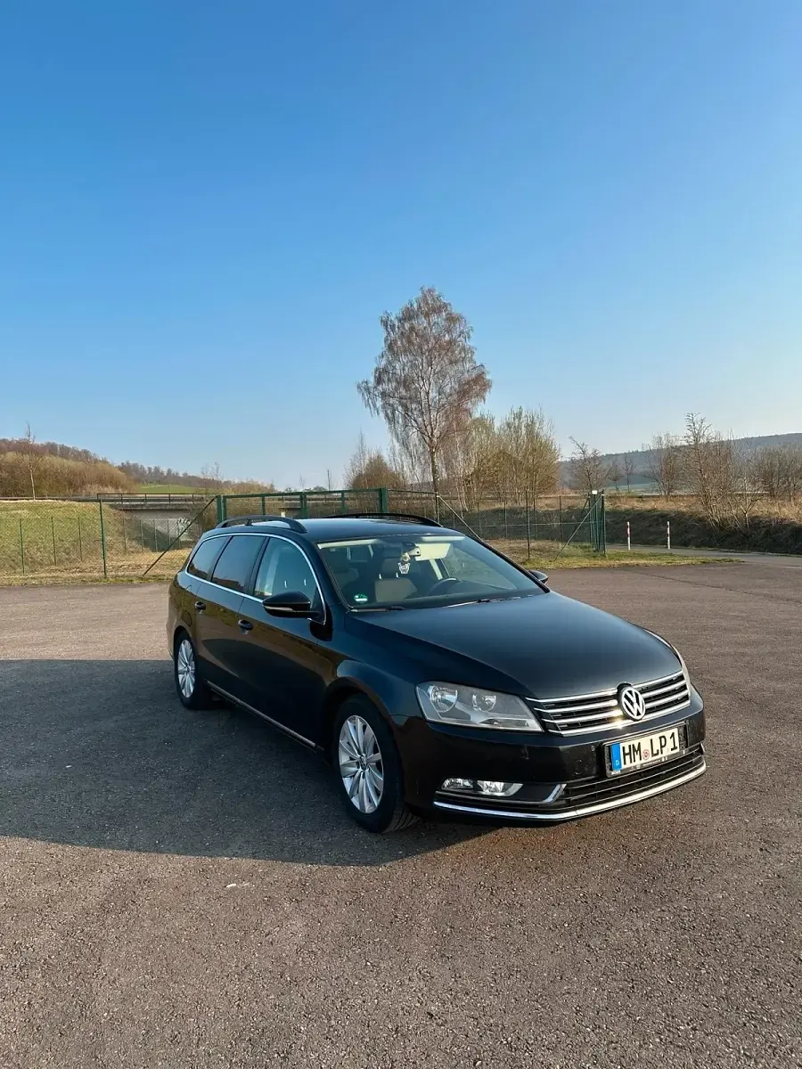 Gebraucht VW Passat 140 PS (102 kW) 2012 Schwarz Kombi