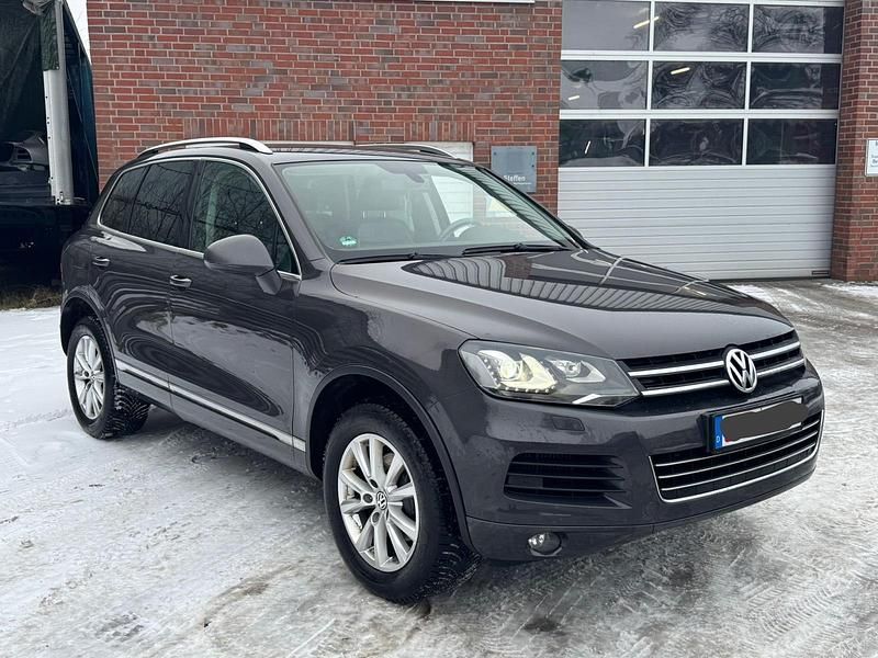 Gebraucht VW Touareg 240 PS (176 kW) 2011 Grau SUV