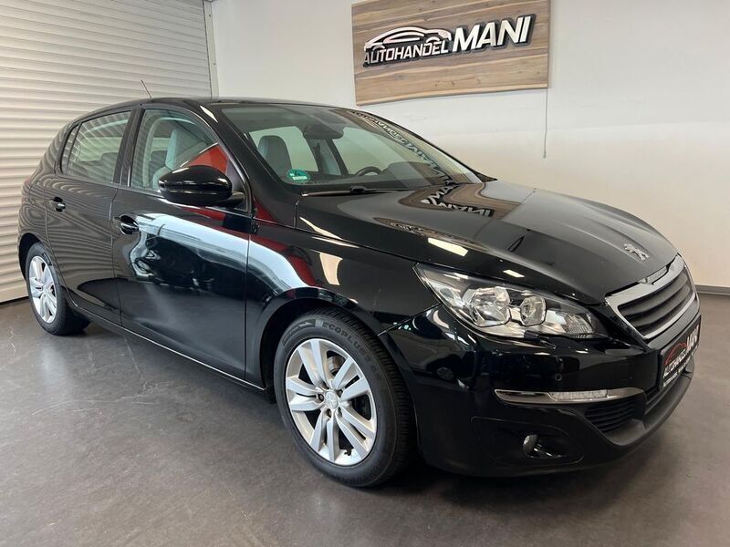 Lackierung schwarz perla nera/ Gebraucht 2013 Peugeot 308 Active Limousine | 5.690 € (Fairer Preis) - Bild 1/4