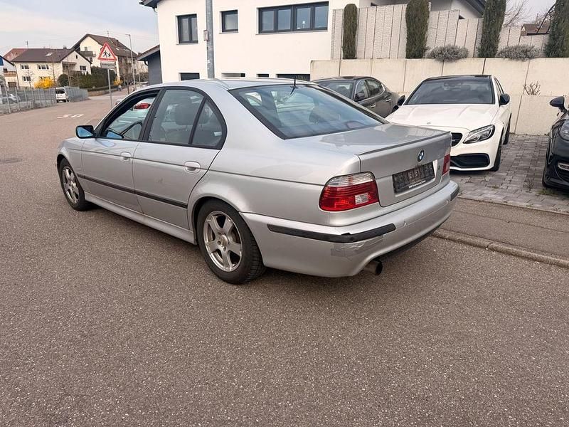 Gebraucht BMW 525 Exclusive 192 PS (141 kW) 2002 Silber Limousine