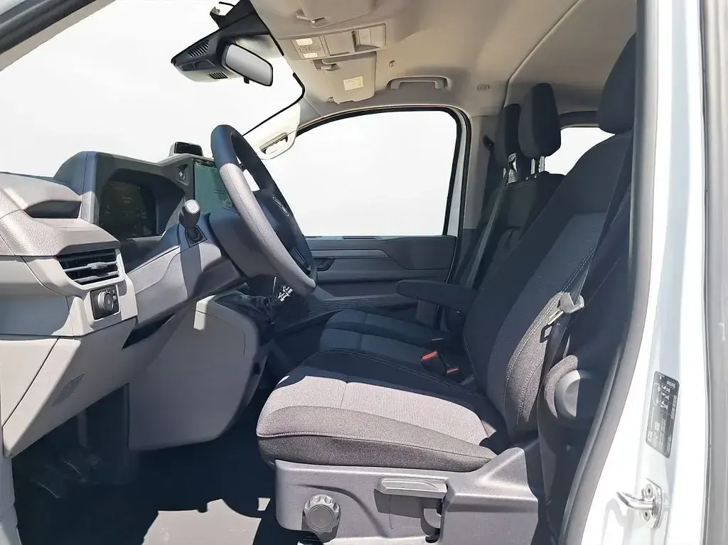 Neu VW T7 150 PS (110 kW) 2026 Weiß Van
