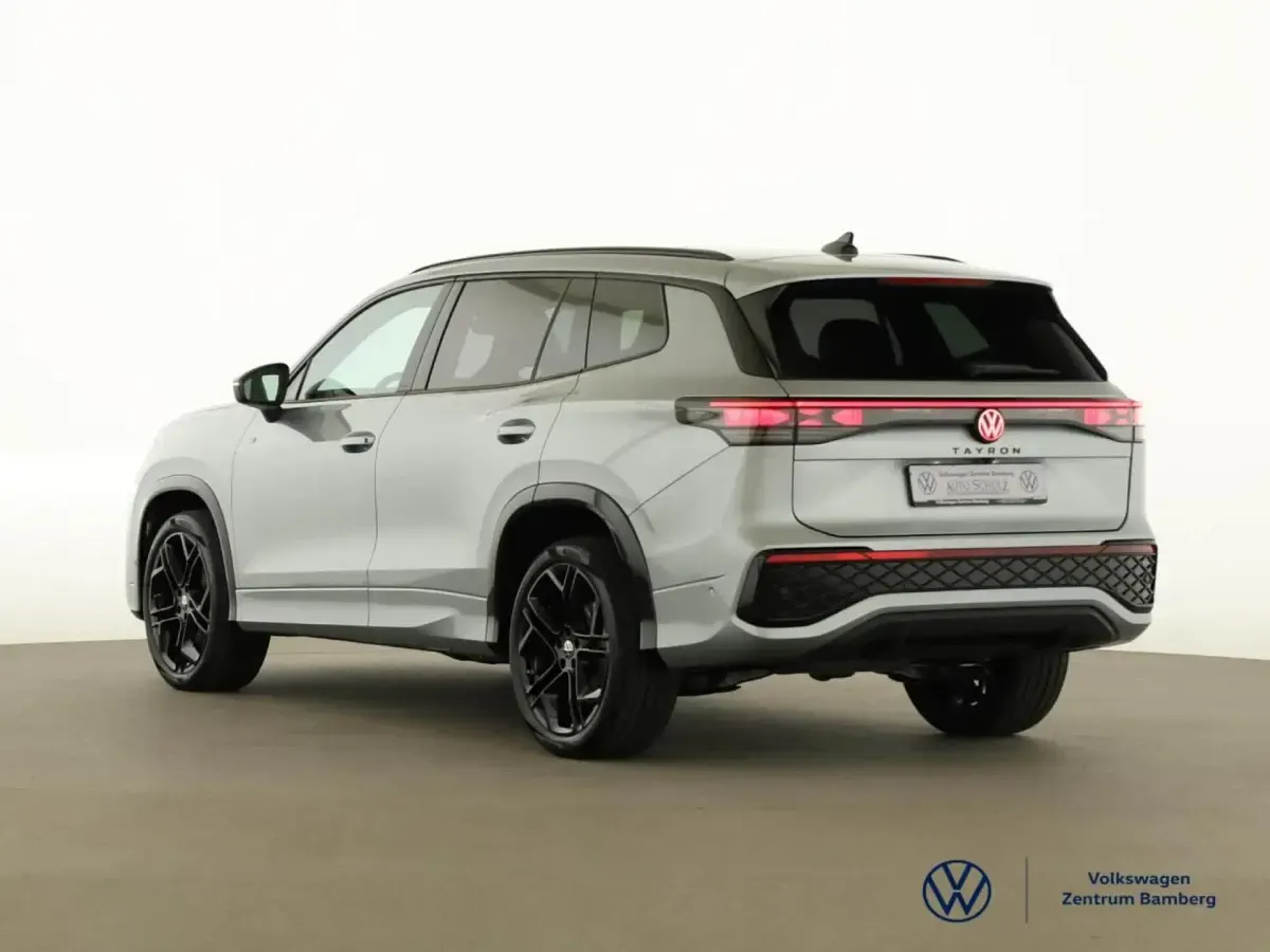 Gebraucht VW Tayron R-line 193 PS (141 kW) 2025 Silber SUV