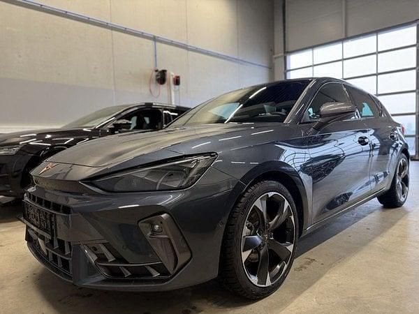 Grau Gebraucht 2025 Cupra Leon Limousine | 27.900 € (Fairer Preis) - Bild 1/1