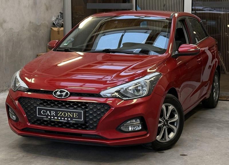 Rot Gebraucht 2019 Hyundai i20 Kleinwagen | 8.970 € (Guter Preis) - Bild 1/4