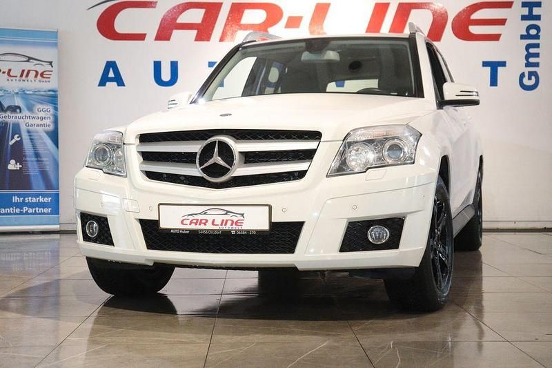 Weiß Gebraucht 2009 Mercedes GLK350 SUV | 11.888 € (Guter Preis) - Bild 1/4