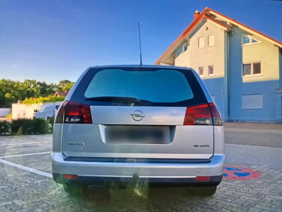 Gebraucht Opel Vectra 150 PS (110 kW) 2005 Silber Kombi