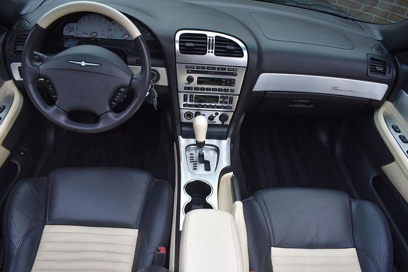 Gebraucht Ford Thunderbird 256 PS (188 kW) 2002 Schwarz