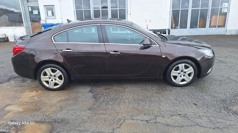 Gebraucht Opel Insignia 160 PS (117 kW) 2013 Limousine