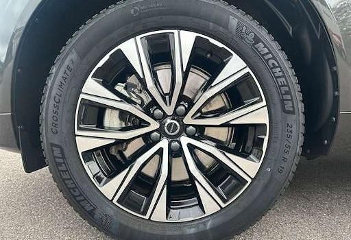 Gebraucht Volvo XC60 Plus 250 PS (183 kW) 2024 Platinum grau SUV