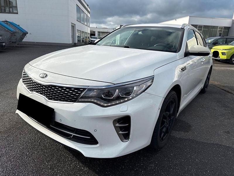 Weiß Gebraucht 2017 Kia Optima GT-Line Kombi | 16.900 € (Etwas zu teuer) - Bild 1/4