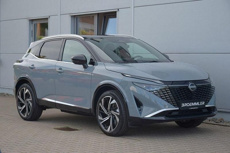 Grau Gebraucht 2025 Nissan Qashqai Tekna+ SUV | 41.989 € (Etwas zu teuer) - Bild 1/4