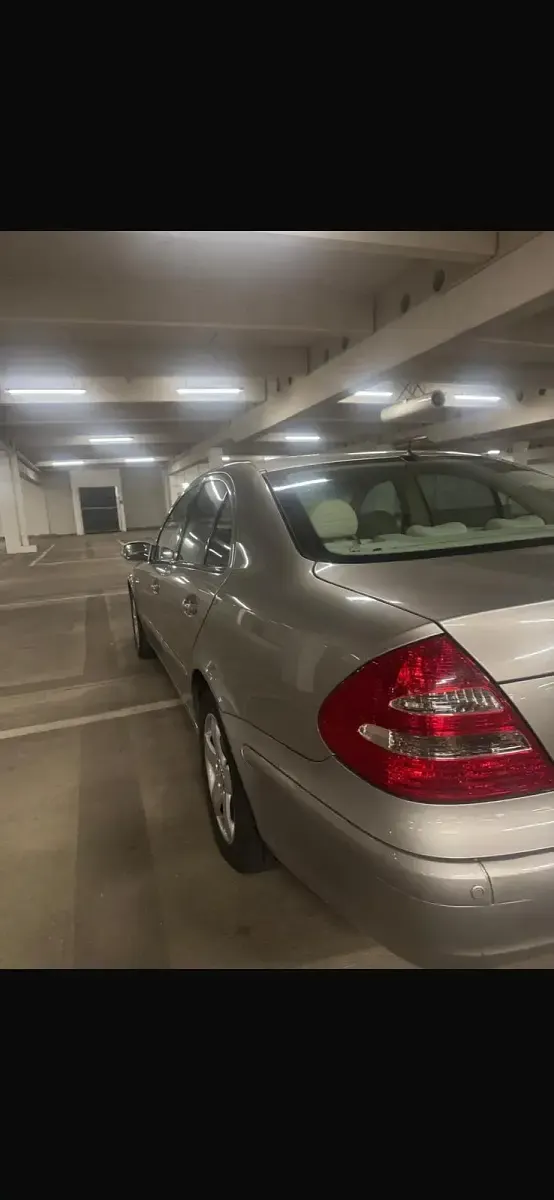 Gebraucht Mercedes E240 177 PS (130 kW) 2006 Silber Limousine