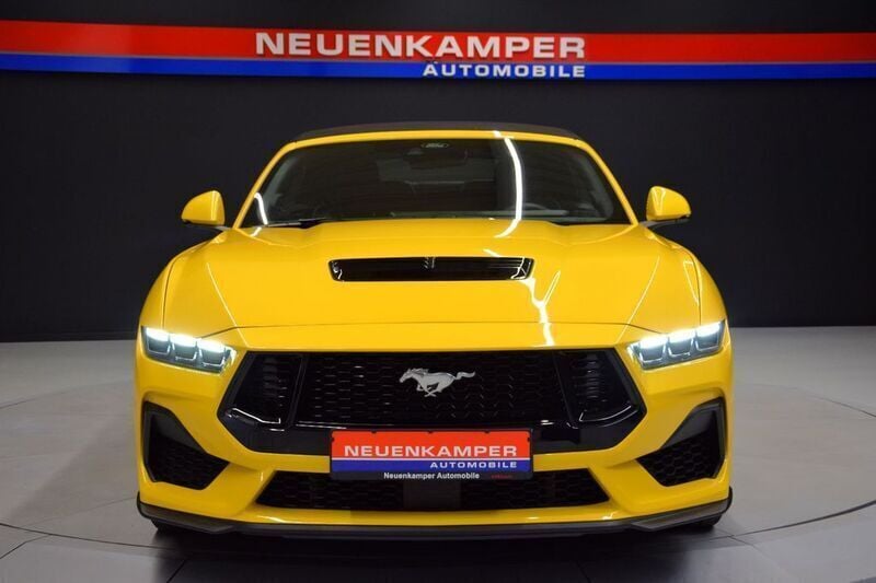 Gebraucht Ford Mustang GT Convertible 446 PS (328 kW) 2024 Gelb Cabrio