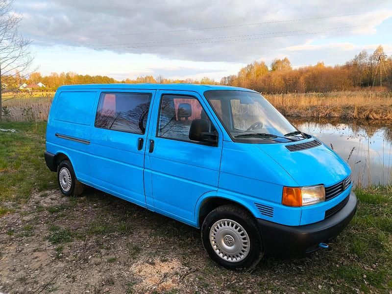 Second-hand VW Transporter 102 CP (75 kW) 1999 Van