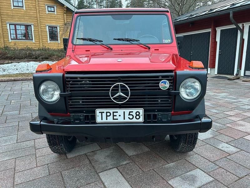 Gebraucht Mercedes G300 88 PS (64 kW) 1981 Rot SUV