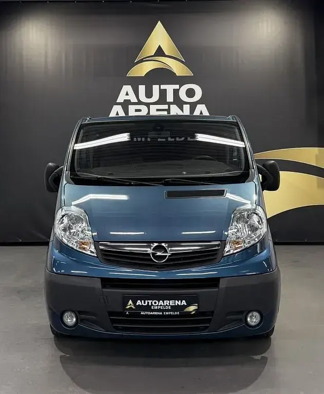 Gebraucht Opel Vivaro 117 PS (86 kW) 2006 Blau Van / Kleinbus