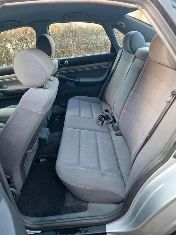 Gebraucht Audi A4 125 PS (91 kW) 1997 Silber Limousine