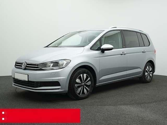 Silber metallic Gebraucht 2024 VW Touran Move Van / Kleinbus | 34.680 € (Fairer Preis) - Bild 1/4